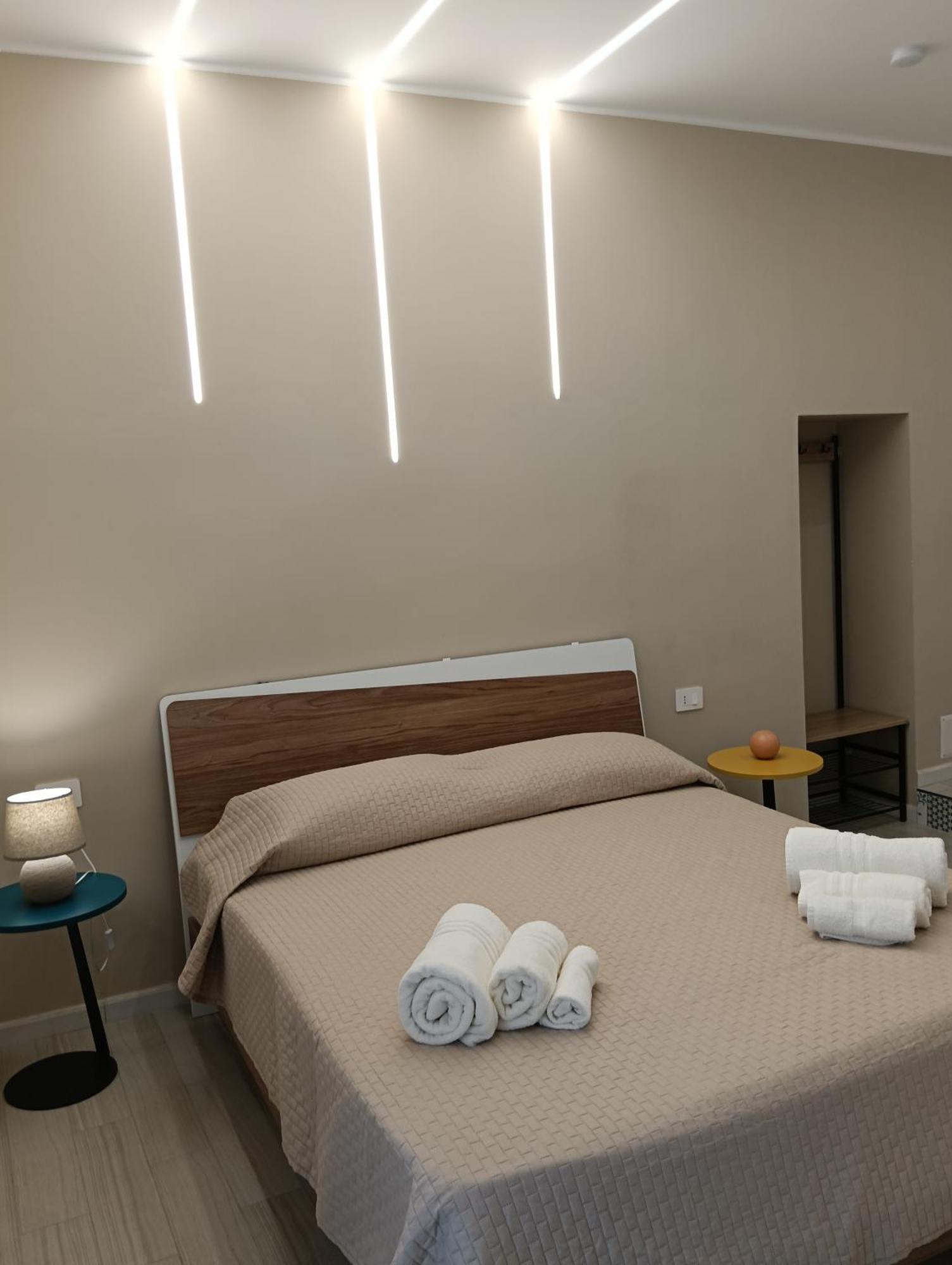 Le Stanze In Centro Affittacamere Napoli